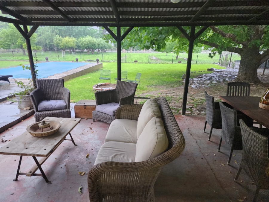 4 Bedroom Property for Sale in Nieu Bethesda Eastern Cape